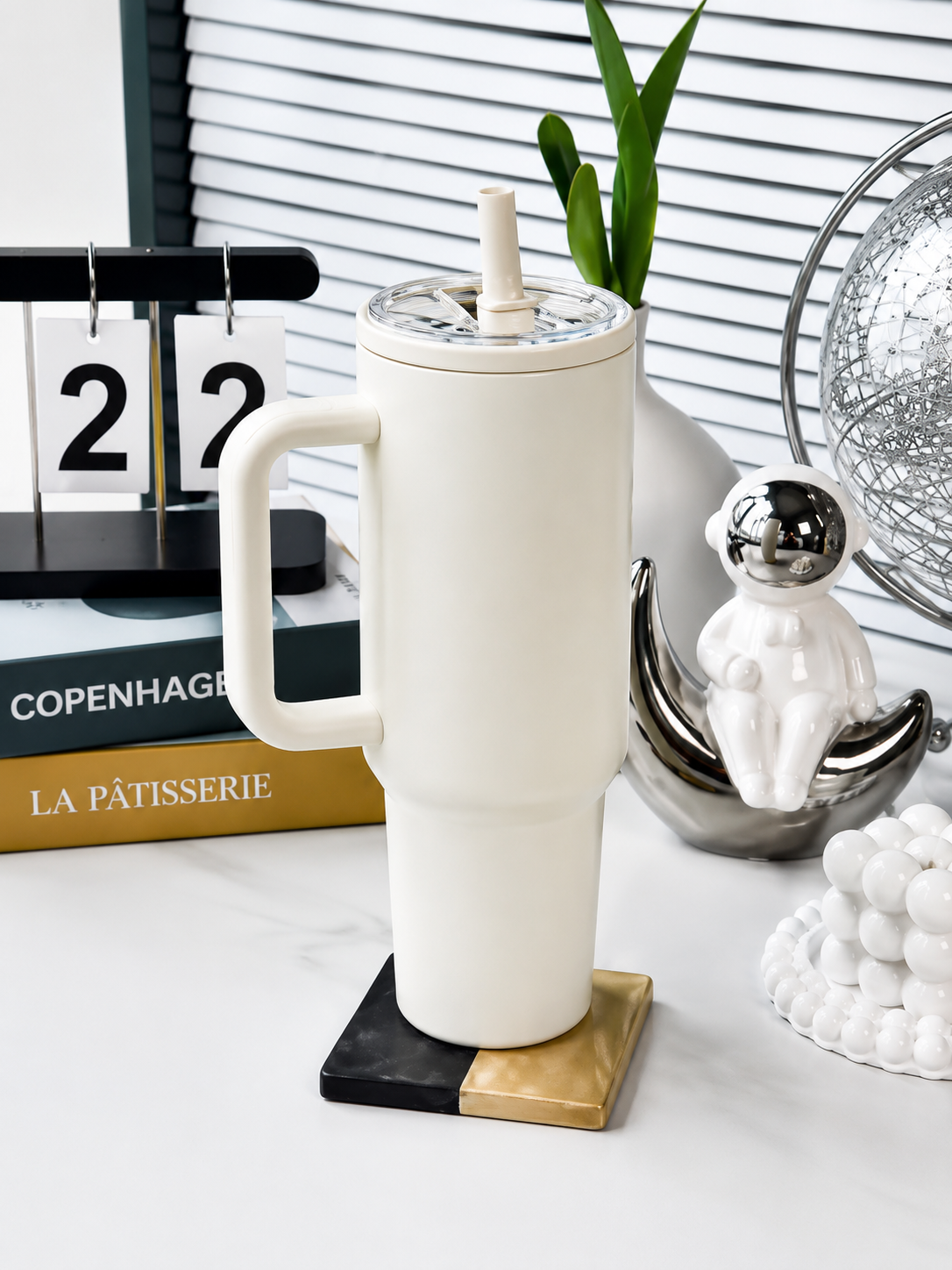 HydraStraw Bottle